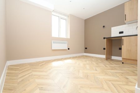 Studio Flat, Colenso Road, E5 - Photo 2