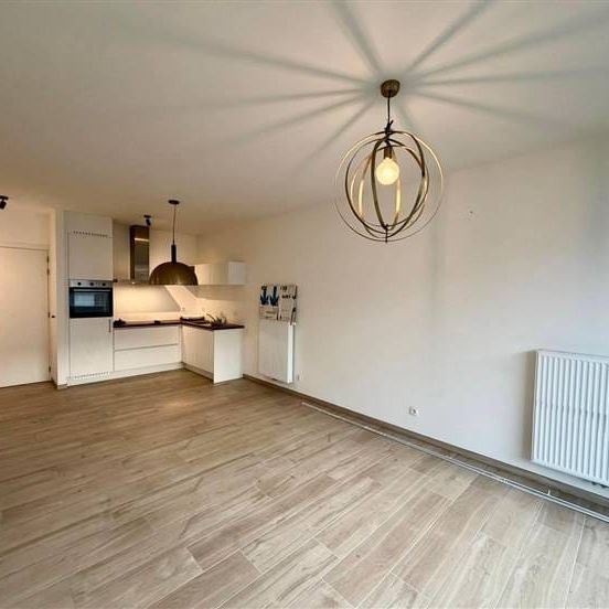 Appartement te huur - Photo 1
