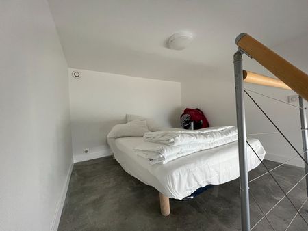 "LA MEZZANINE" - Location Appartement poitiers : 21.24 m2 - Photo 5