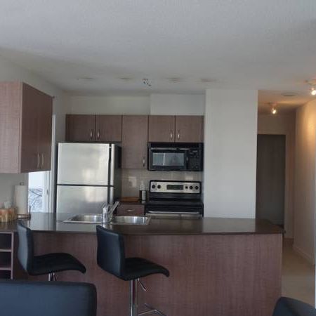 2 Bed + Den, 2 Baths Apartment for Rent @ 610 Granville St, Vancouver - Photo 3