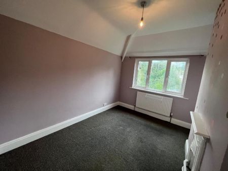 Groveley Lane, Cofton Hackett, Birmingham, B45 8UB - Photo 2