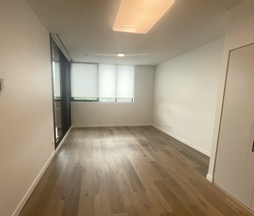 Modern Luxury Apartment in the Heart of West Ryde - Steps from the ... - Photo 5