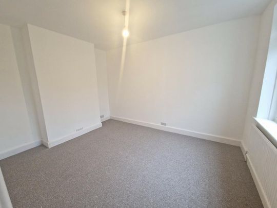 2 bedroom bungalow to rent - Photo 1