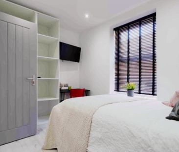 2 Beds 5 Baths - Photo 5