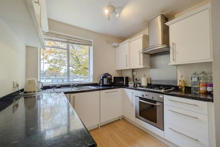 2 bedroom flat to rent - Photo 5