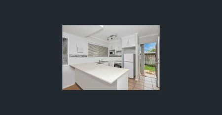 Modern 2-Bedroom Unit with Spacious Outdoor Area - $490 per Week - Photo 3