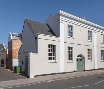 St Georges Terrace, Cheltenham, GL50 - Photo 1