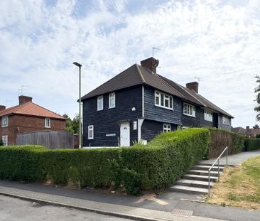 4 bedroom end of terrace house to rent - Photo 5