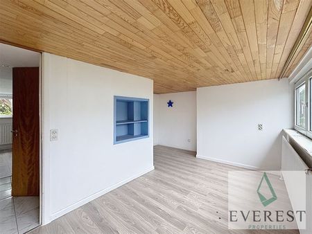 Av Tervuren! VILLA 4 FACADES 5 CHAMBRES SEMI MEUBLE +JARDIN+GARAGE - Foto 3