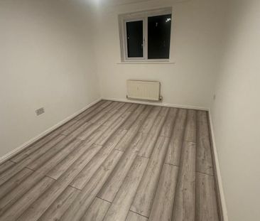 3 bedroom detached house to rent - Photo 6