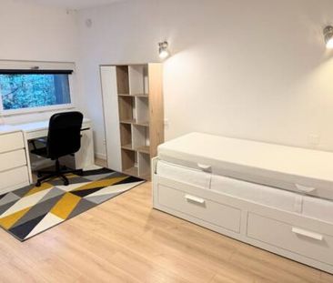 Studio meublé de 22 m² avec terrasse (hippodrome) - Photo 1