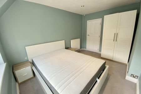 Heathfield Terrace - Photo 4