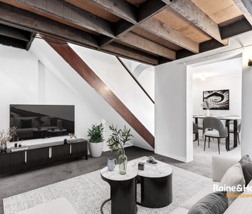 Location Location Location! - Photo 3