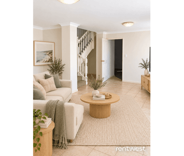 LOVELY SECURE STREET FACING TOWNHOUSE IN CENTRAL LOCATED MELVILLE - Photo 3