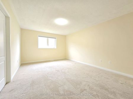 For Lease - 2584 Winter Words Drive, Oshawa, Ontario - Photo 3