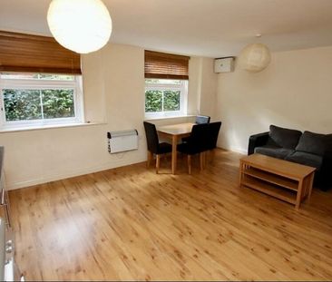 1 Bed Flat, Russell Street, RG1 - Photo 1