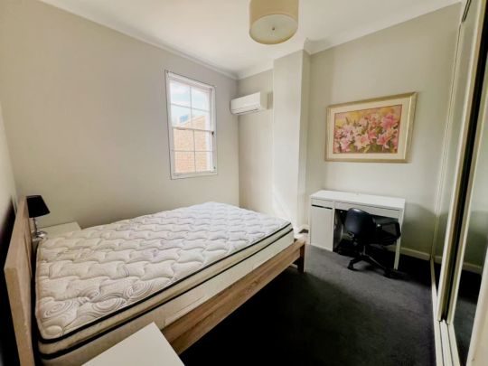 5 bed 2 bath-single room 2 - Photo 1