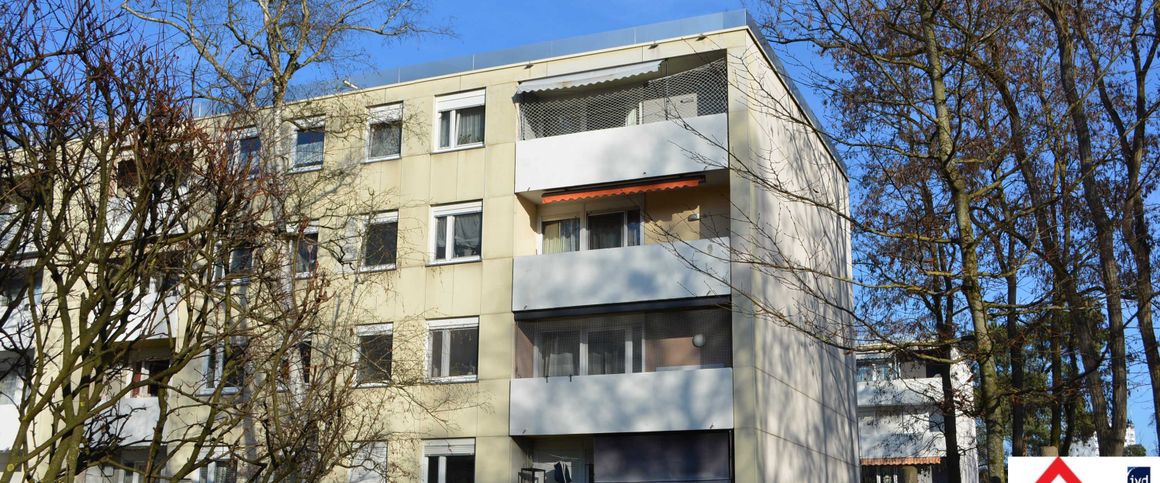 *Ruhig - 4 Zimmer - gute Ausstattung - Bad mit Fenster - top Kücheneinrichtung - Garage möglich* - Foto 1