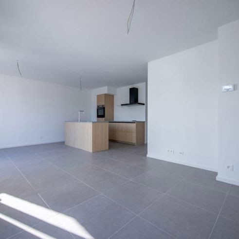 Appartement te huur - Photo 1