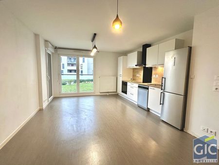 Location Appartement 3 pièces 66m² - Photo 3