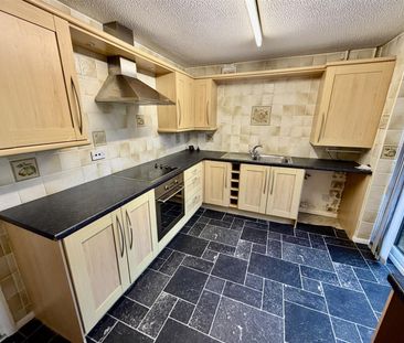 Beechfield, Coulby Newham, Middlesbrough - Photo 6