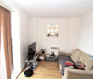 High Street, Southampton, SO14 - Photo 1