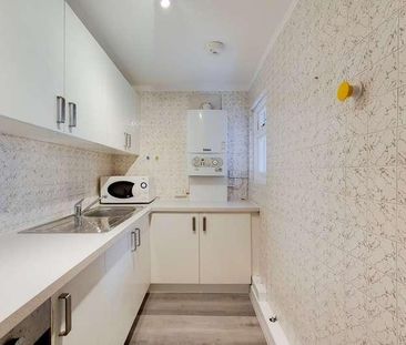 Dennington Park Road, West Hampstead, NW6 - Photo 4