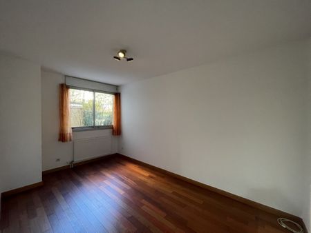 APPARTEMENT T3 A LOUER VILLEURBANNE Gratte-Ciel - Photo 2