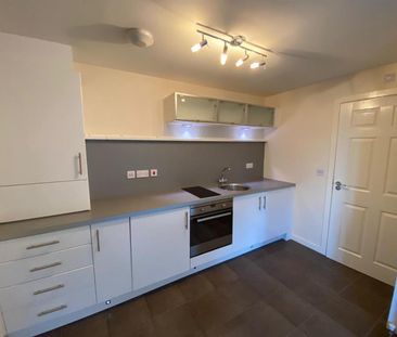 1 bedroom Flat To Let - Photo 6