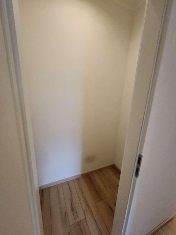 Neu! Großzügiges & modernes Single-Apartment mit Einbauküche - Foto 4