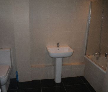 2 Bed Maisonette, Elmfield Way, CR2 - Photo 6