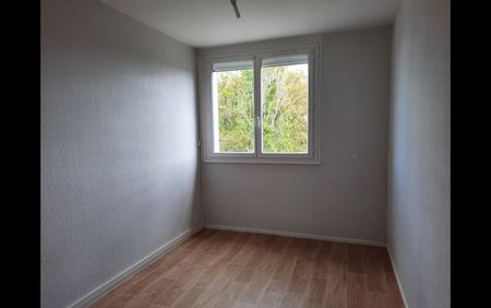 Location Appartement 5 pièces 75 m² La Châtre - Photo 4