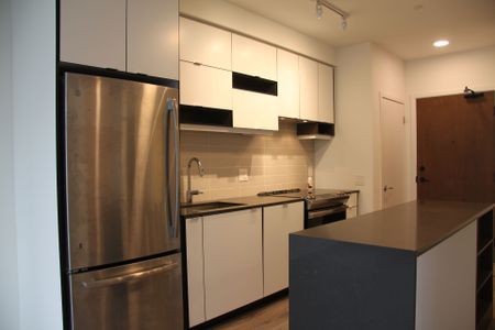 For Lease - 4065 Confederation Parkway Unit# 517, Mississauga, Ontario - Photo 2