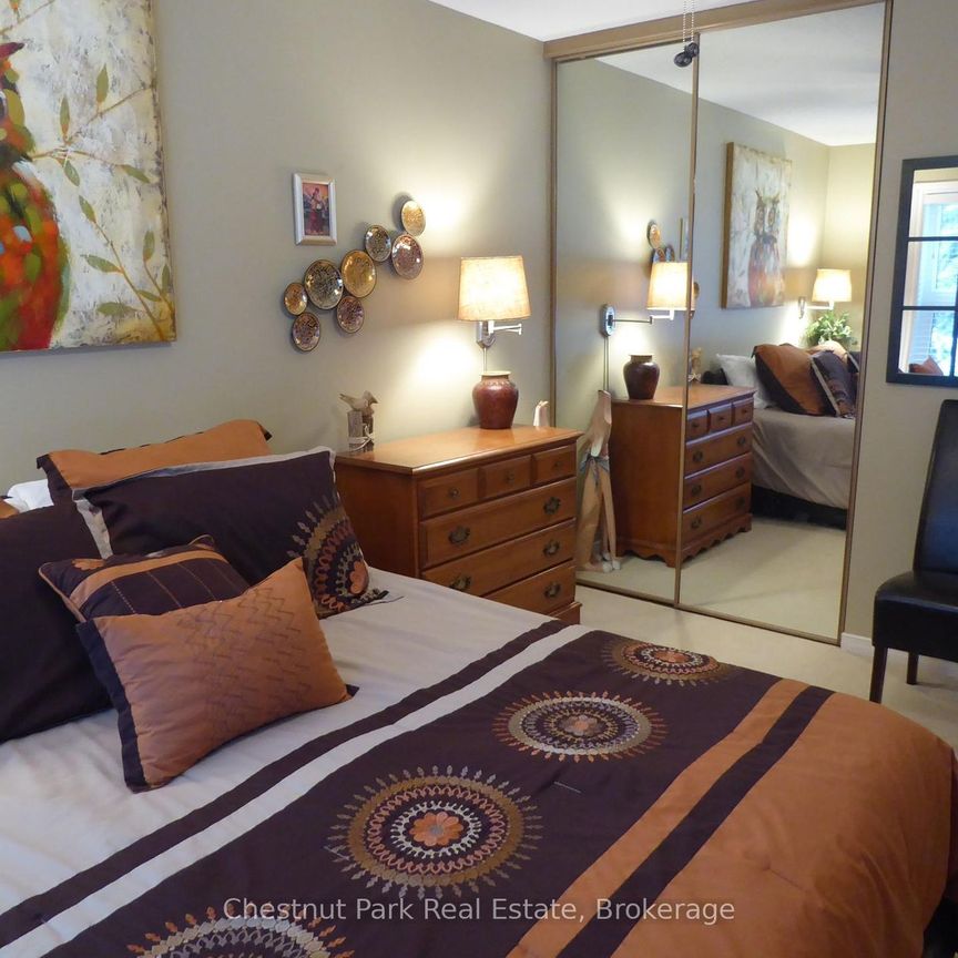 906 Cedar Pointe Court, ON, Collingwood - Photo 1