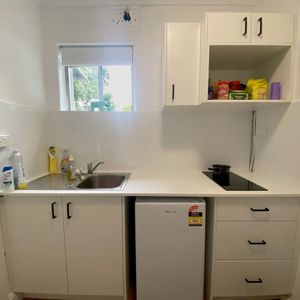 Renovated Room - Photo 2