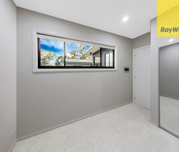 BRAND NEW MODERN TWO BEDROOM HOME IN GREAT LOCATION - Photo 4