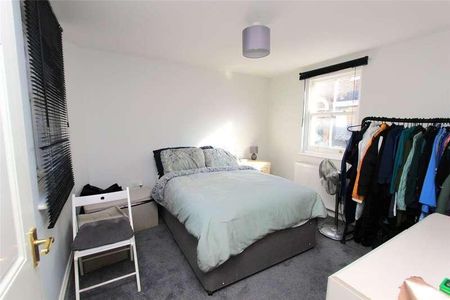 Winterbon Mews, Rochford, Essex, SS4 - Photo 5