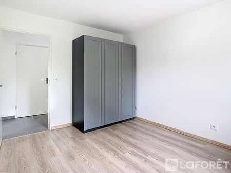 Apartment - Photo 2