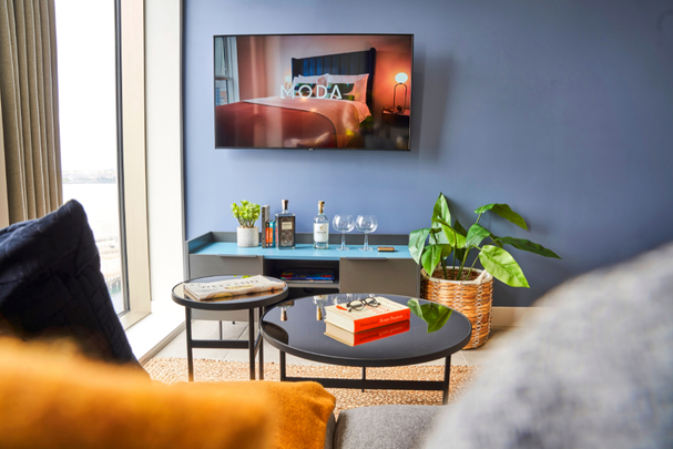 Studio to rent - Photo 1