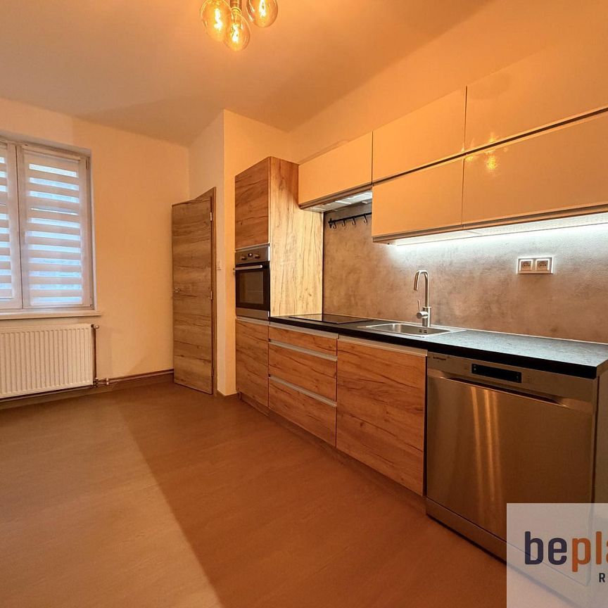 Pronájem bytu 1+1 45 m² - Photo 1