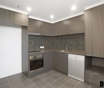 922/15 Bowes Street Phillip ACT - Photo 4