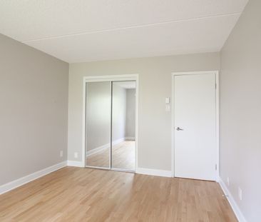 St. Lambert - Photo 3