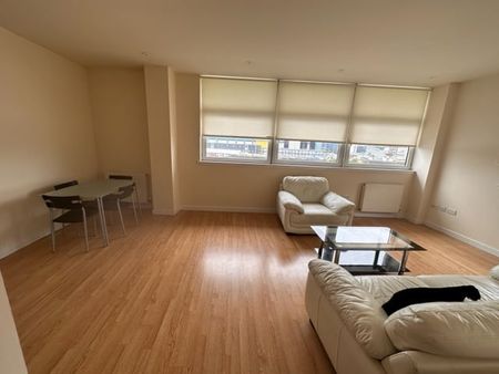 2 Bed Flat, Castlebank Place, G11 - Photo 3