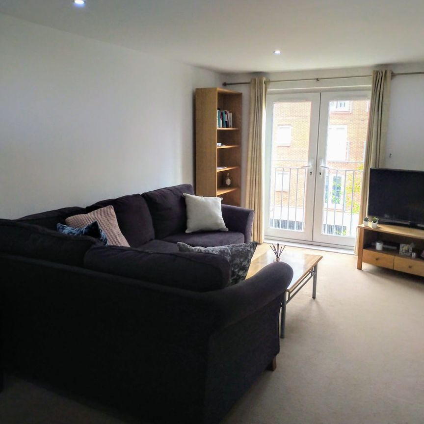 Saltra, SALFORD - Photo 1