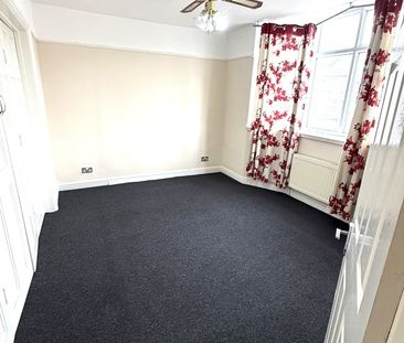 4 Bed Semi-Detached House, Wilbraham Road, M14 - Photo 3