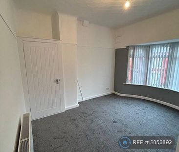 3 bedroom end of terrace house to rent - Photo 1