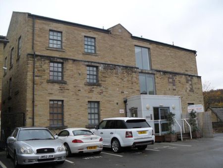 Causeway, Berwick Street , Halifax, HX1 1QH - Photo 2