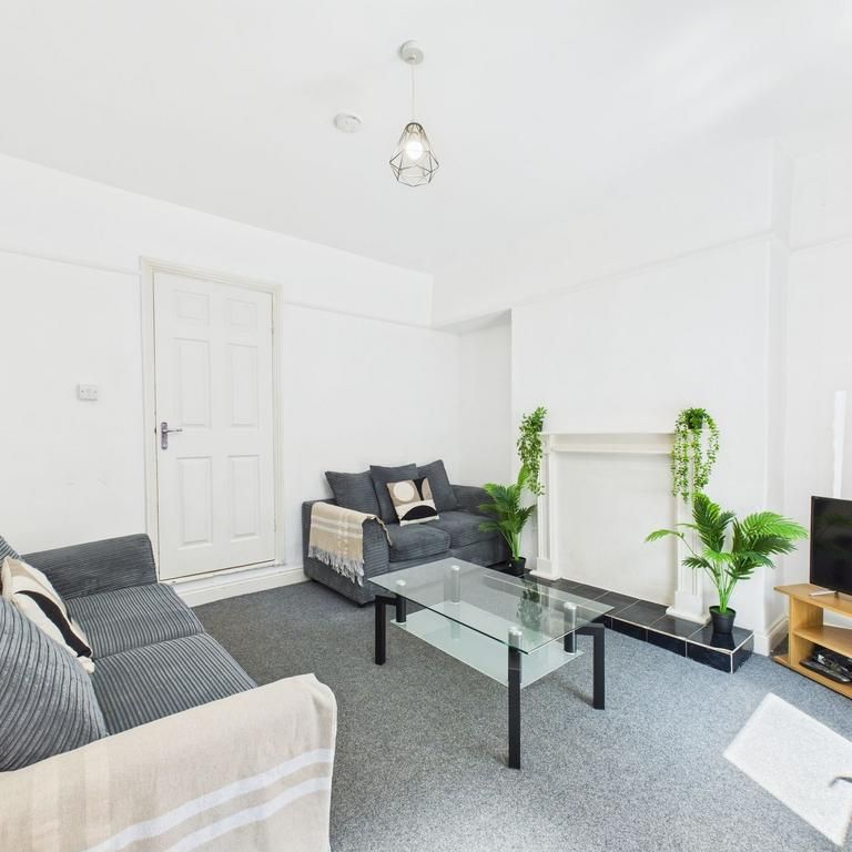 3 bedroom house to rent - Photo 1