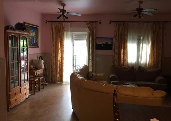 3 Bedroom Townhouse For Rent in La Duquesa