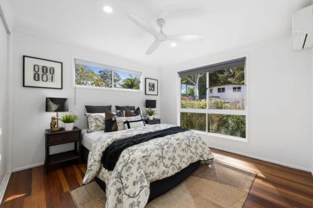 Character Home with Versatile Retreat - Photo 2